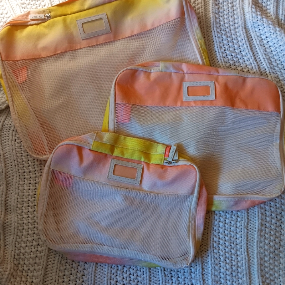 Calpak cubes